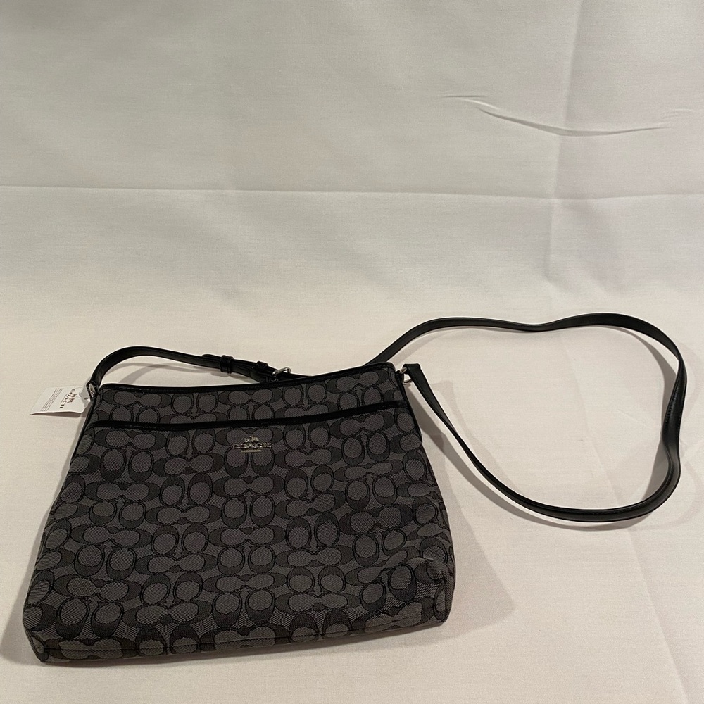 Coach F58285 Outline Sig File Bag black/smoke